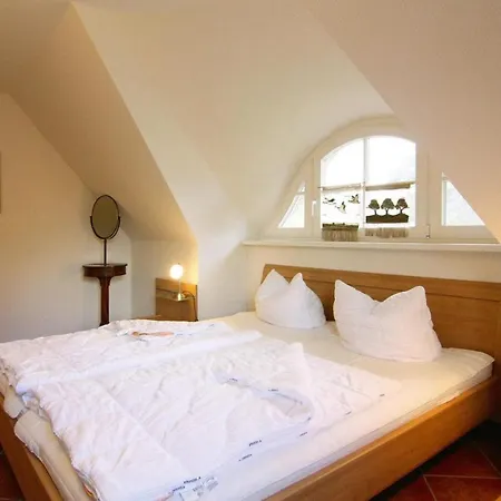 Semi-detached House, Am Darss * Born